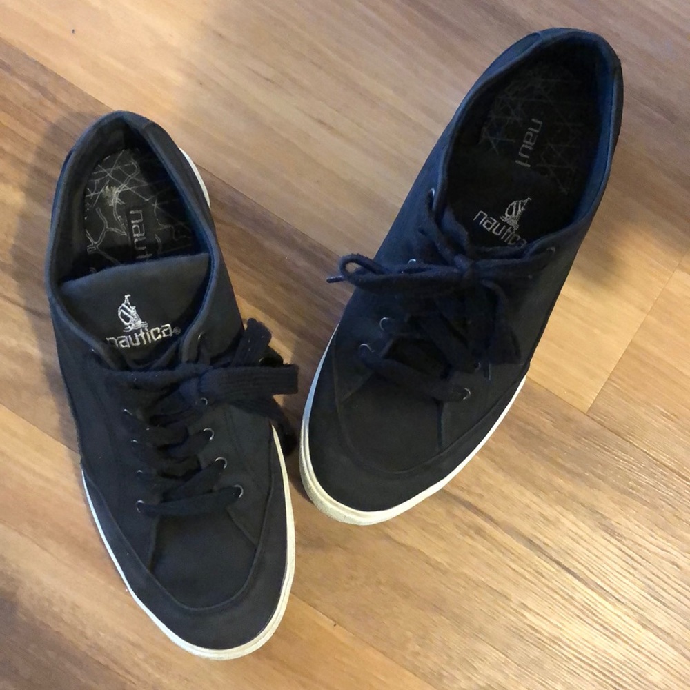HP💥Nautica suede sneakers Size 9.5